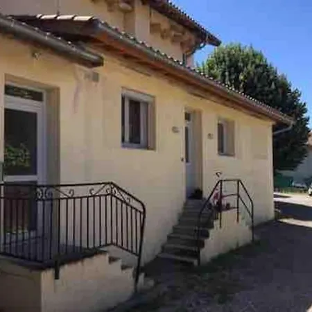 Le Sud - Proche Pérouges *