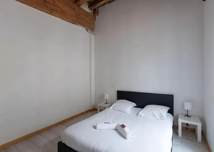 Le Sud - Proche Perouges