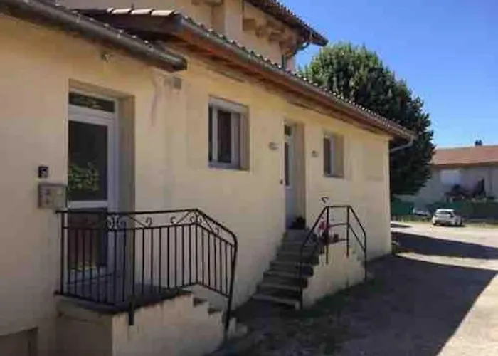 Le Sud - Proche Perouges *